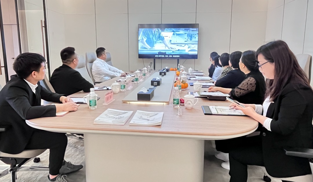 面对面传经送宝 心连心砥砺前行|省护理学会专家一行莅临九游体育网页版登录入口